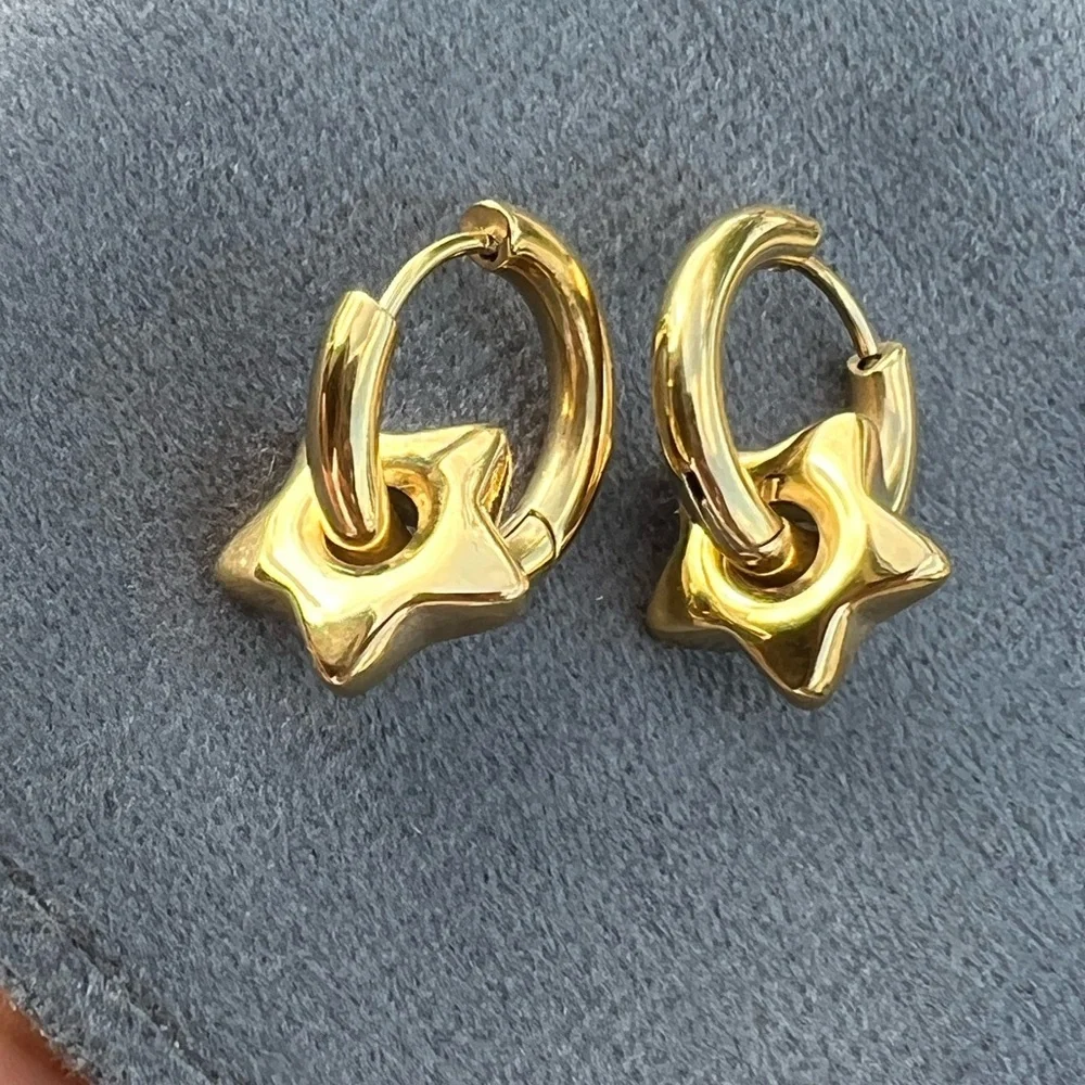 Two in One Gold Star Charm Hoop Earrings - Women Jewelry Stainless steel - Picture 3 of 8